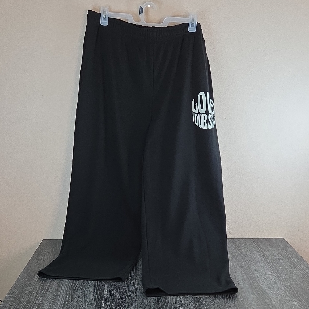 No Boundaries Womans XXXL 21 Fleece Sweat Pants Love Your Self Wide Leg Black - Picture 2 of 14